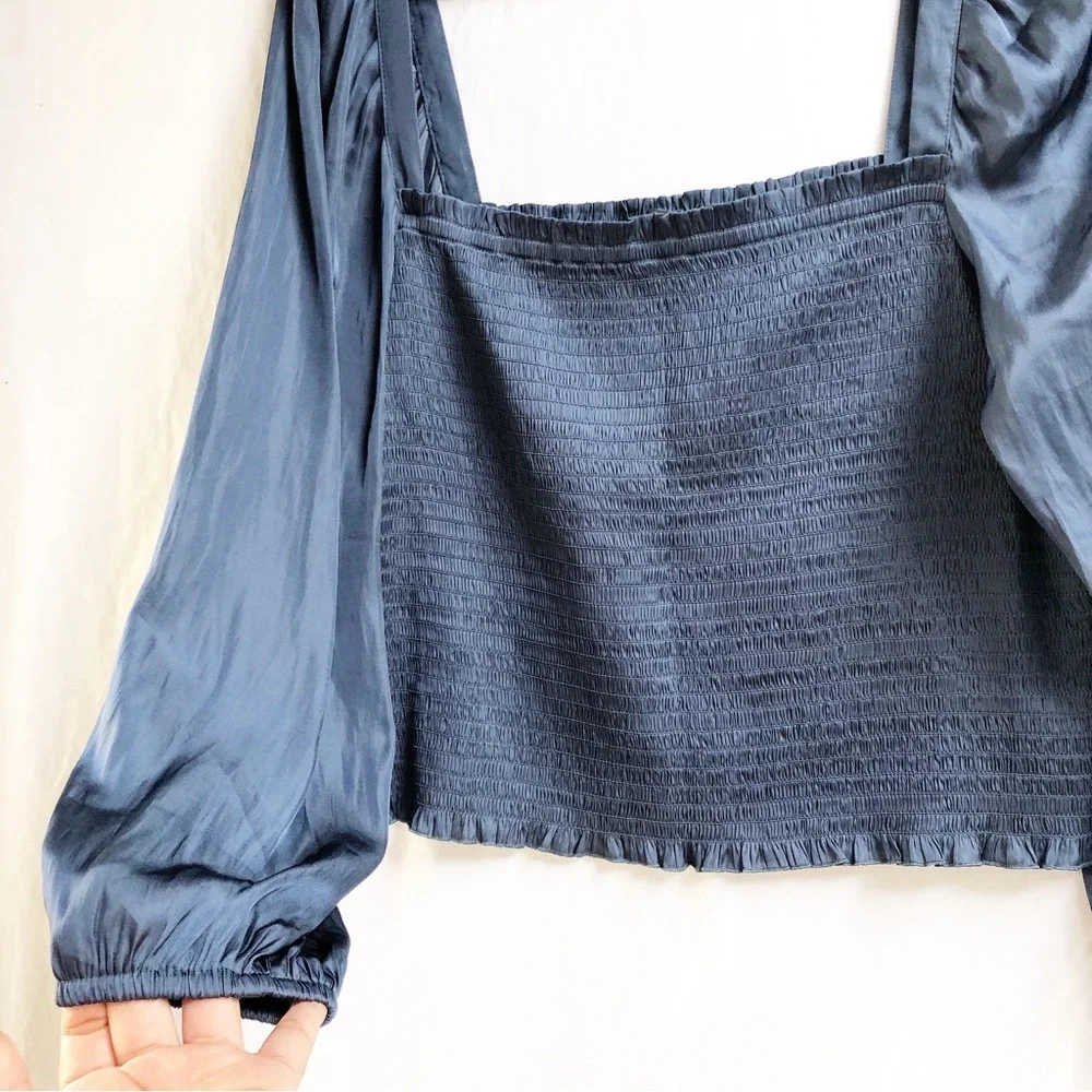 J.CREW | SQUARENECK SMOCKED FEATHERWEIGHT SATIN CROP TOP IN ROYAL PEACOCK LARGE - Picture 5 of 9